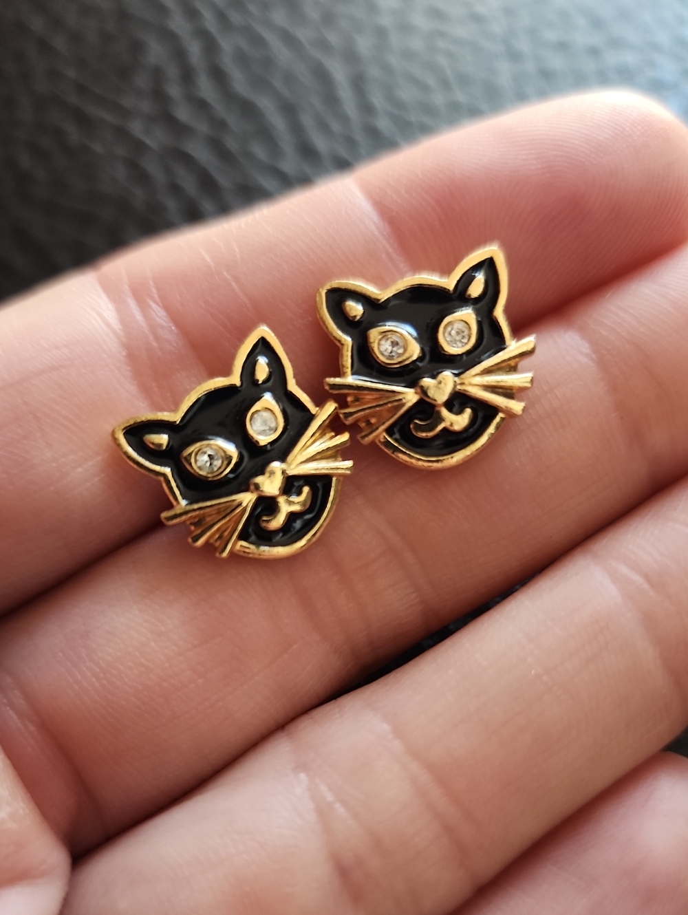 VTG Avon Gold & Black Cat Face Stud Earrings